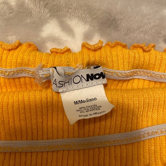 Off the shoulder Mustard crop top - Picture 2 of 3